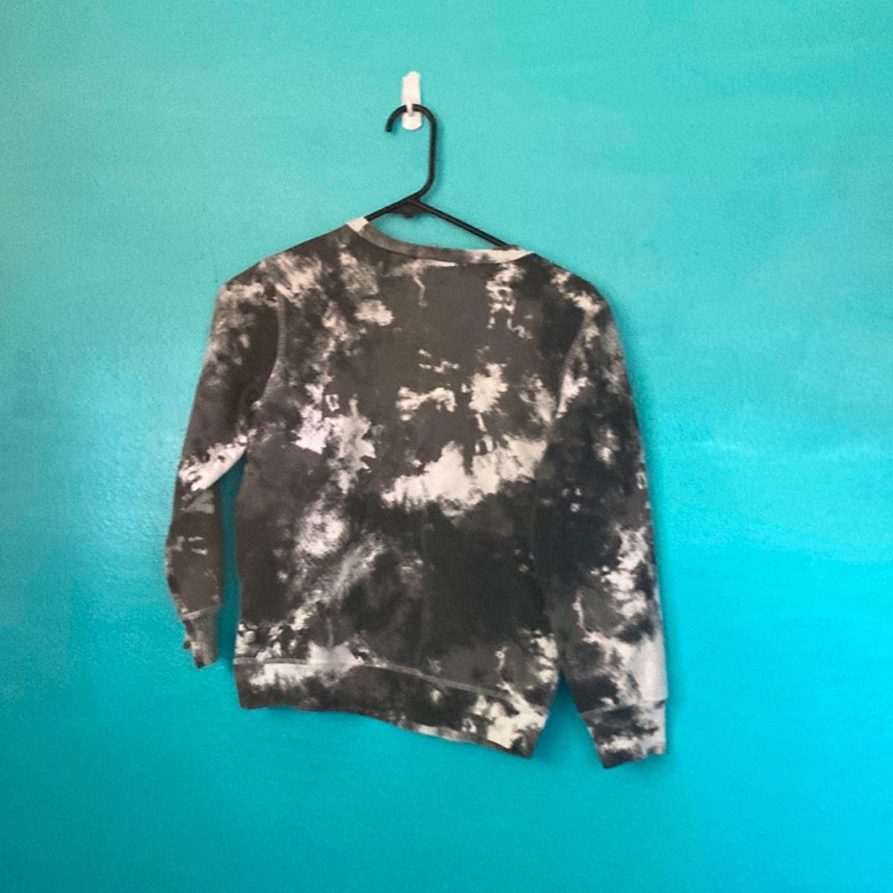 Tie dye black long sleeves